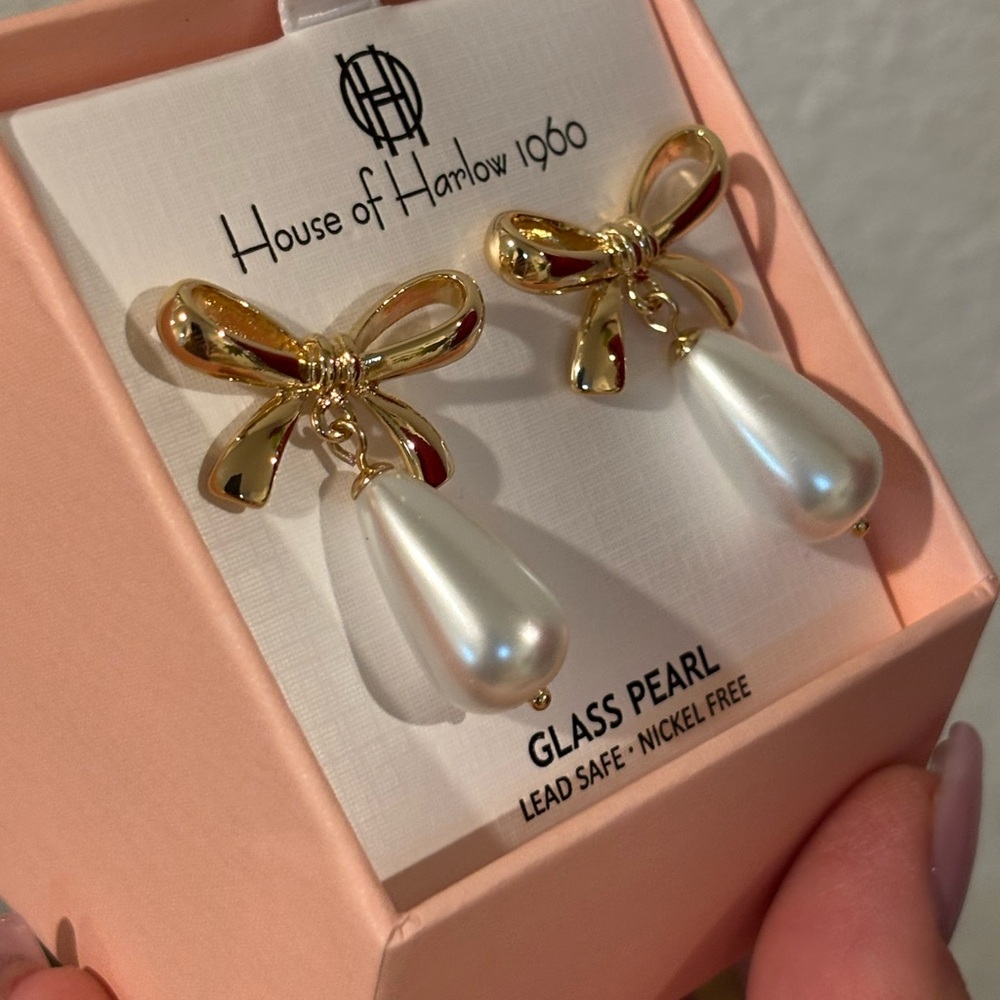 House of Harlow 1960 Gold Bow Pearl Accent Earrings - Picture 3 of 3